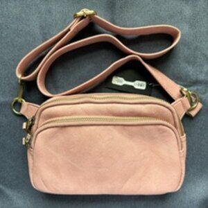 JOY SUSAN KYLIE DOUBLE ZIP SLING BAG